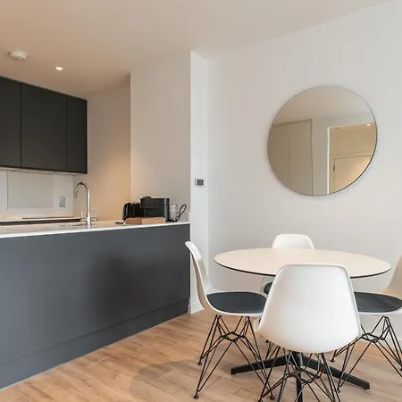 Grange One By At Apartamento